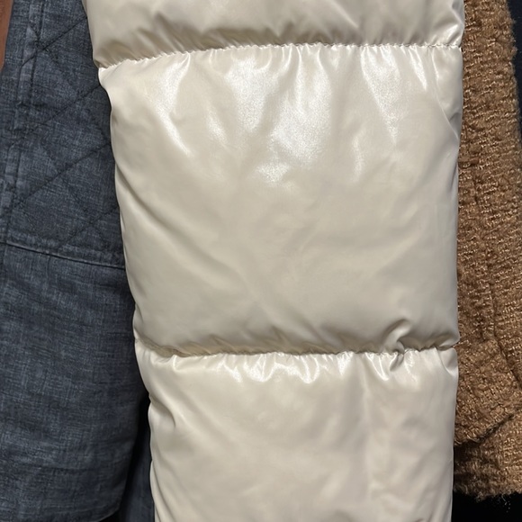 TNA superpuff jacket - Picture 6 of 6